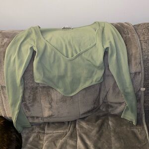Long sleeve crop top